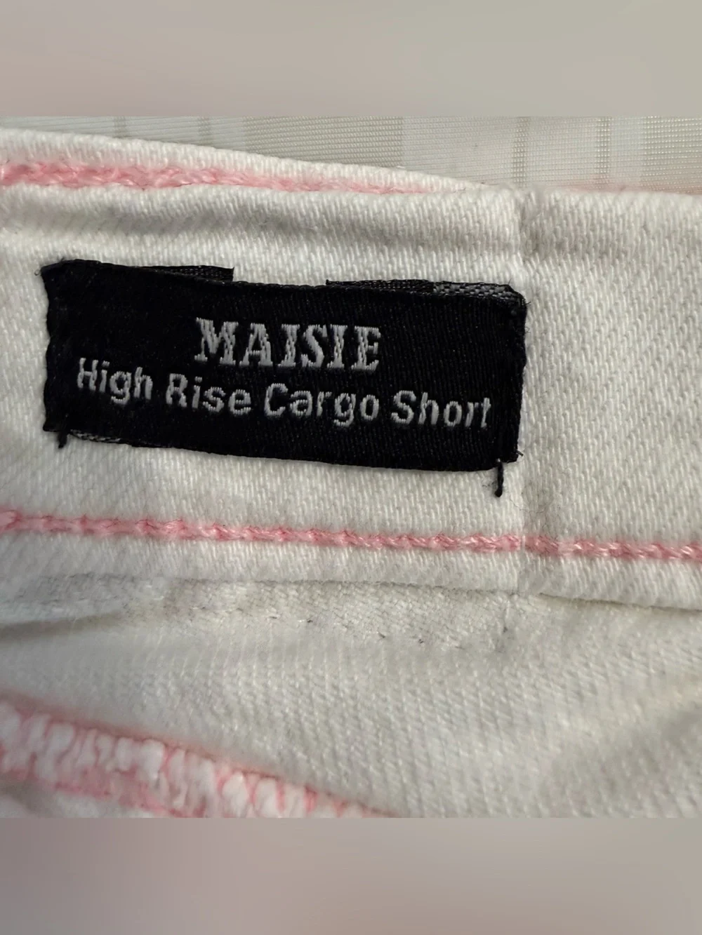 True Religion women’s Maisie Cargo Shorts. White with pink stiching. Size 14